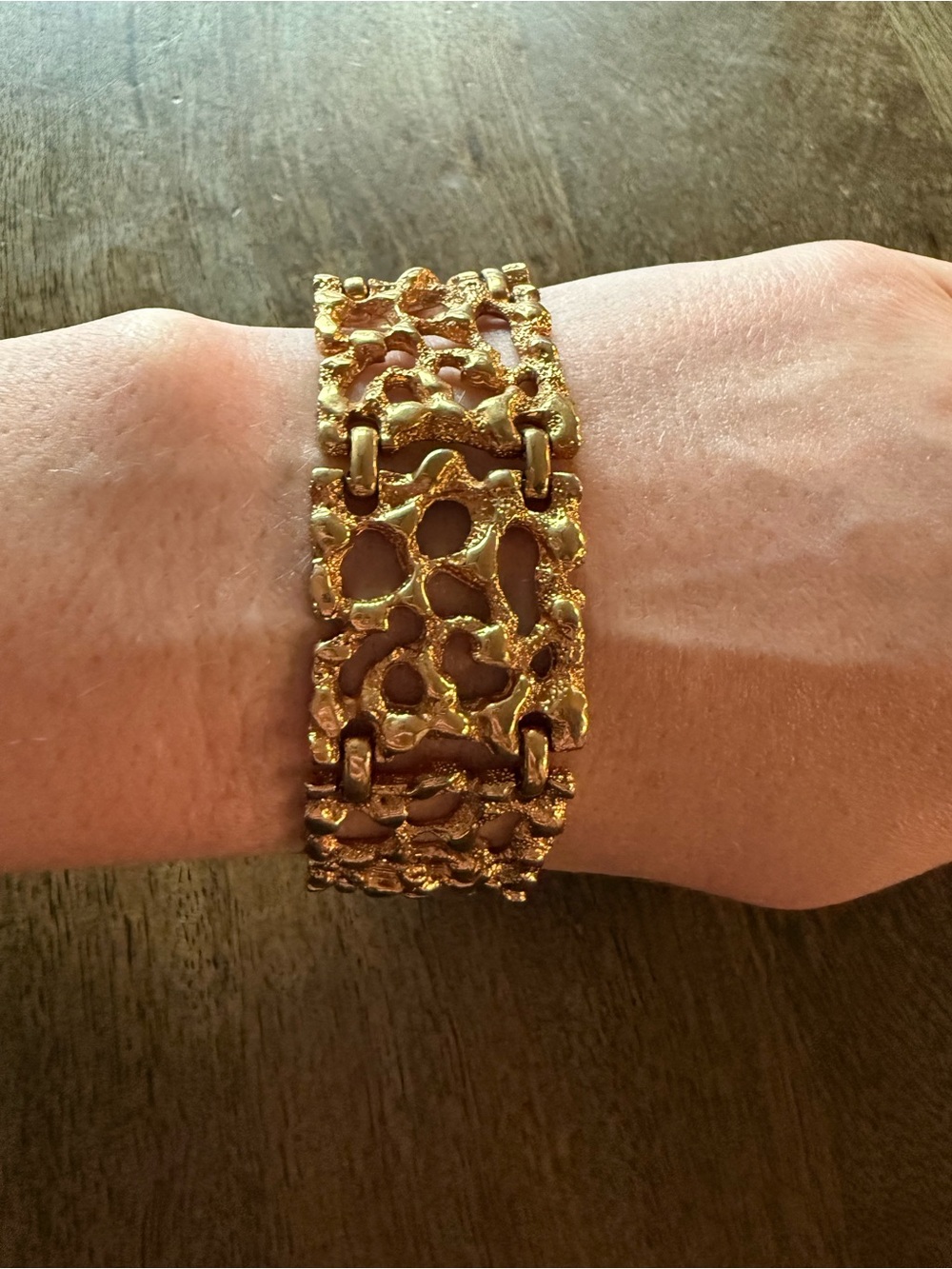 Vintage AVON bracelet